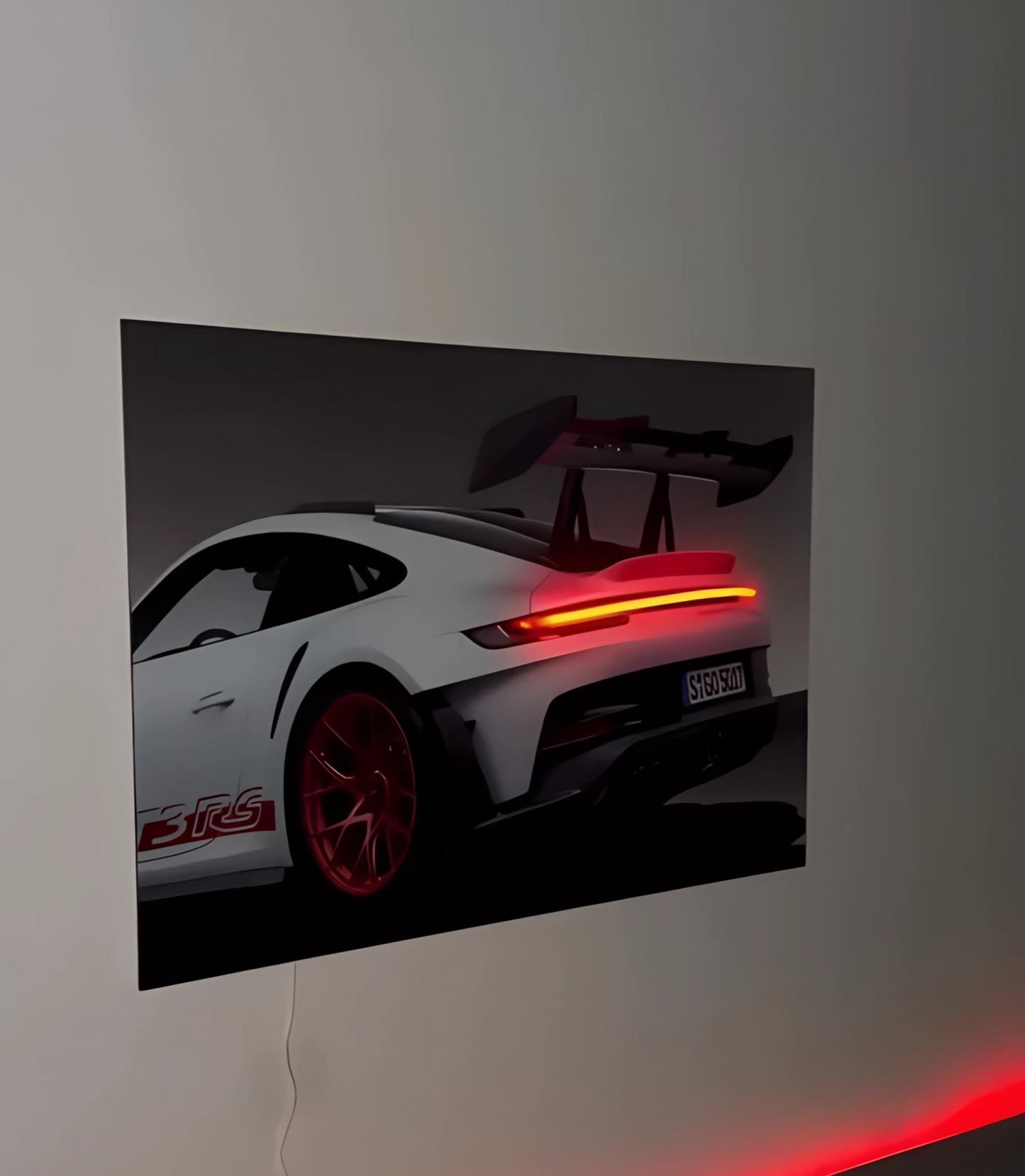 Aydınlatmalı Porsche GT3 RS Tablo – Şık ve Spor Tasarım